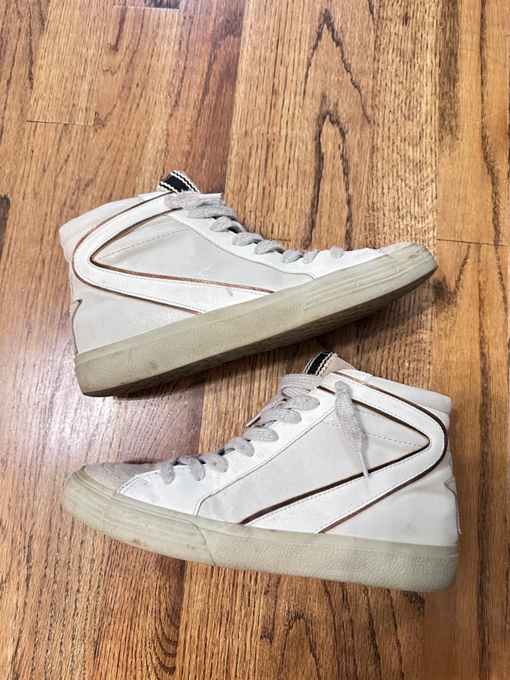 ShuShop Rooney High Top Sneakers 6.5